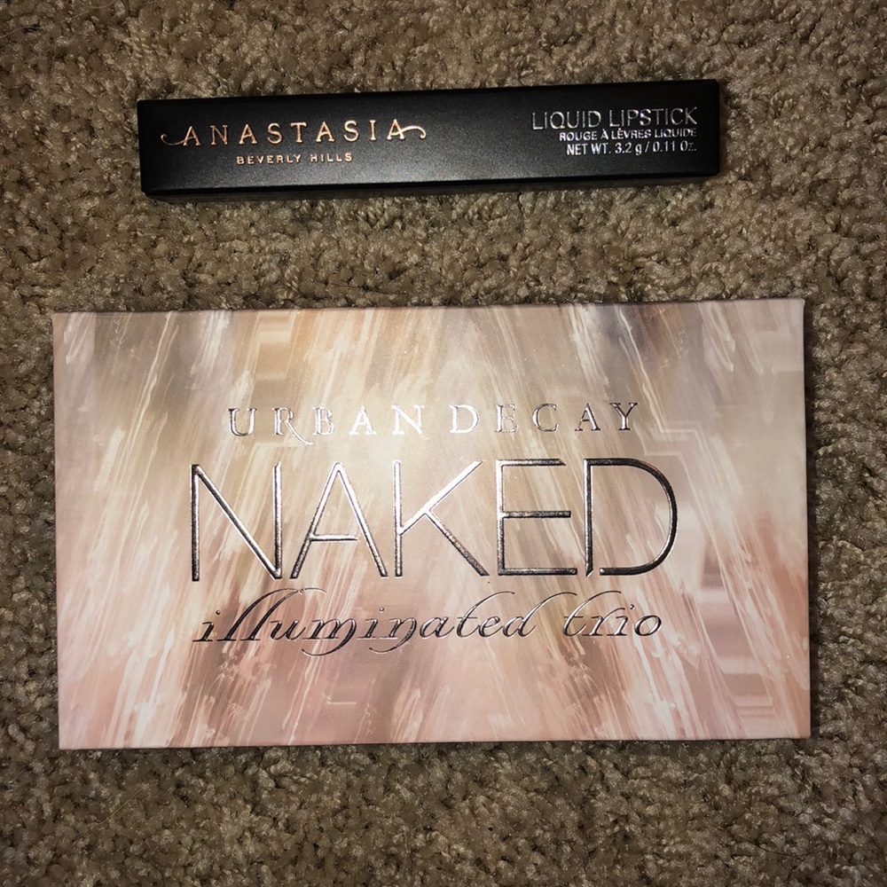 Urban Decay Highlight Palette and Free ABH lip!